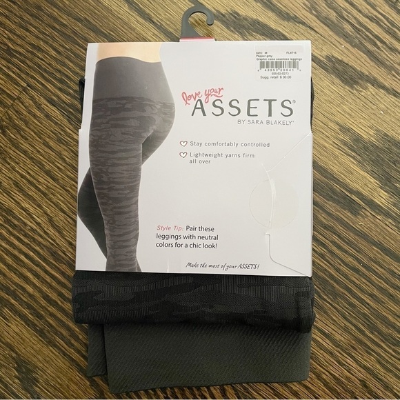 NWT SPANX Graphic Pepper Grey Camo Seamless Leggings - Picture 2 of 3